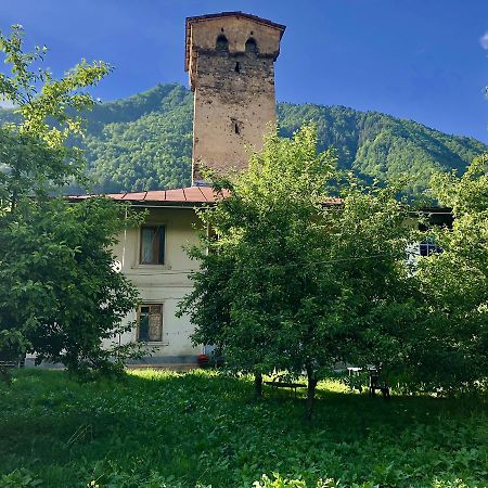 Hotel Ametapi Mestia Esterno foto